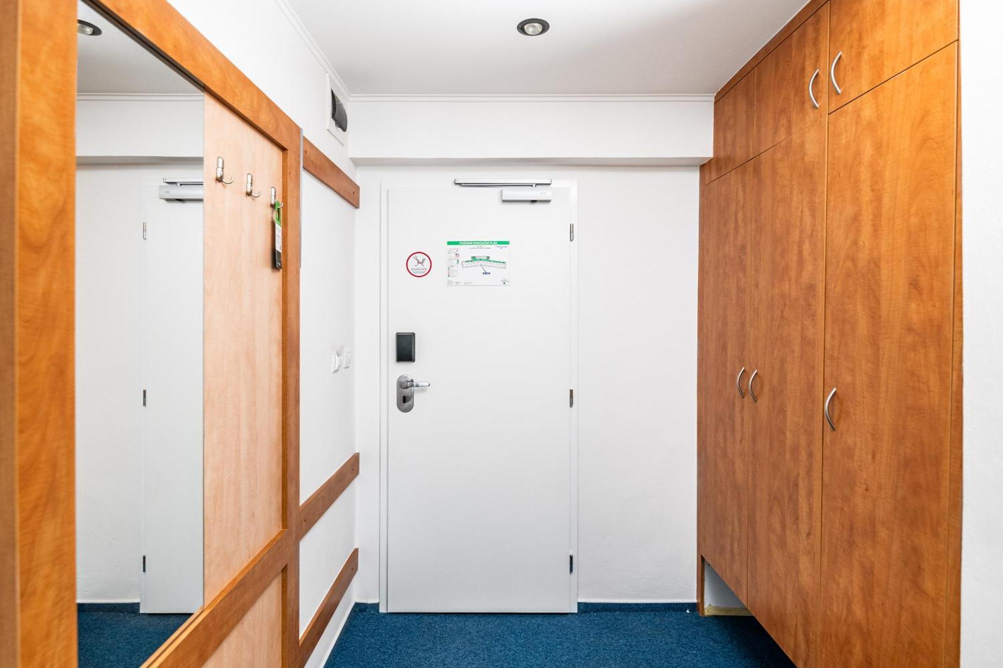 Ibis Styles Relax Roznov Pod Radhostem Hotel Bagian luar foto